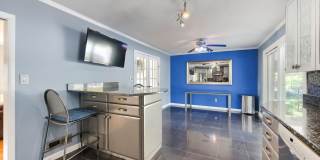 114 SEMINARY Avenue E Gallery 10