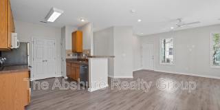 1713 Kudrow Lane - 1 Gallery 16
