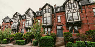128-152 Gibbs Gallery 44