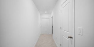 Modern 3 bedroom 2 bathroom single family home in Lehigh Acres Gallery 4