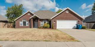 2908 NW Apple Harvest Gallery 1