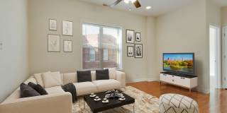 851 West Cornelia Ave. Apt. Gallery 12