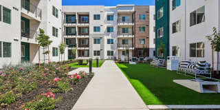 Zinc 1501 Apartments Gallery 21