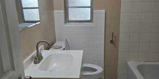 Four bedroom two bath Gallery 23