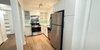 River Oaks Gallery 16