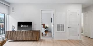 Center & Stone Gallery 31