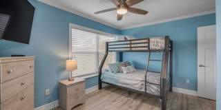 Renovated Spanish-Style 2/1 Beach Bungalow Just Steps to the Ocean! Gallery 25