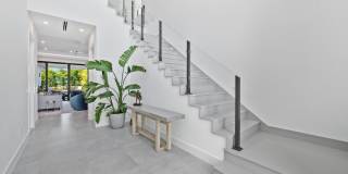 743 S Lake Avenue Gallery 3