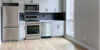 1050 W Cornelia Gallery 2