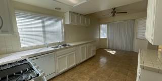Hesperia-Refurbished- 3 Bedrooms, 2 Bathrooms + Den or Office, Large Property Gallery 4