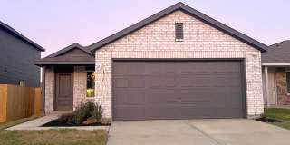For Lease | 4 Bed, 2 Bath | 1,607 Sq Ft | Caney Mills Community | Gallery 1