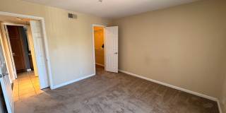 1BR Condo with Private Balcony, Central A/C & Community Amenities in Corona Gallery 17