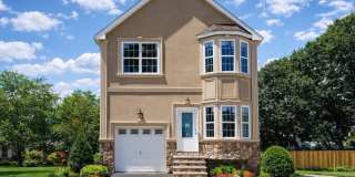 57 Ray Street Gallery 1