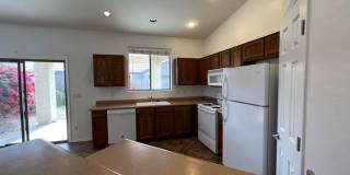 Great Single Level 3 bedroom 2 bath Home Gallery 10