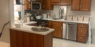 Introducing a charming 3-bedroom, 2-bathroom townhouse located in the heart of Shadyside Introducing a charming 3-bedroom, 2-bathroom townhouse located in the heart of Shadyside Gallery 1