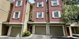 Secluded Renton Townhome Gallery 1