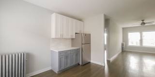 1825-39 W Foster / 5131-37 N Wolcott Gallery 48