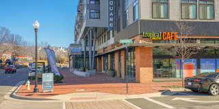 Cameron Square Gallery 33