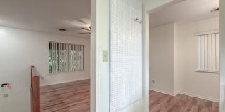 CHARMING NW 3/2 w/ Den, 2 Car Garage, Deck, Fenced Yard, & Wood Floors! $1695/month Avail NOW! Gallery 19