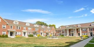 Buckingham & Balmoral Gallery 30