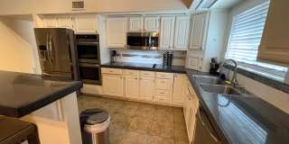 Resort-Style Furnished Rental in Arrowhead Ranch Gallery 7