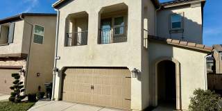 Newly Built 3/2.5 Bonadelle Home in Riverstone Community Gallery 1