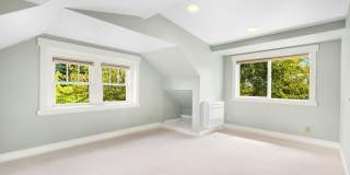 Charming Ravenna home with 5 bedrooms, 4 bathrooms Gallery 23