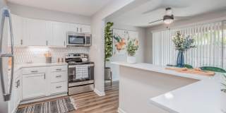 Kenilworth Gallery 23