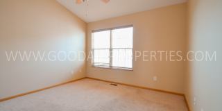 2 Bath Town home in Urbandale with a 2-car attached garage Gallery 10