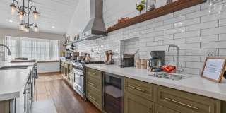 4402 E TURNEY Avenue Gallery 4