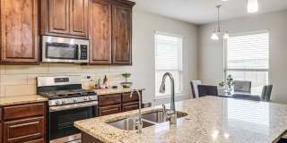 7610 Quartz - 3/bedroom 2/bathroom - $2195/month Gallery 18