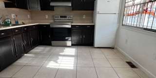 Stunning 4-Bedroom Townhome with Parking Spot Near Temple University! Available August 2026! Gallery 10