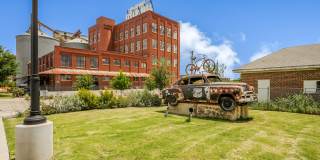 The Waylon Apartments & Townhomes Gallery 49