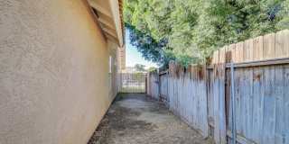 Spacious Home in SW Bakersfield! Gallery 19