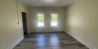 Newly Renovated 3-Bedroom Apartment in Adams Gallery 1