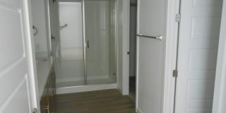 Brand New Beautiful Home Near Galleria and Bldr. Hwy Gallery 10