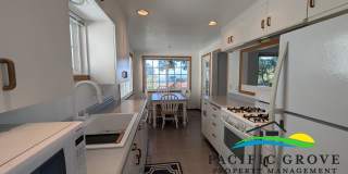 Charming New Monterey Home with Bay Views with all utilities included Gallery 13