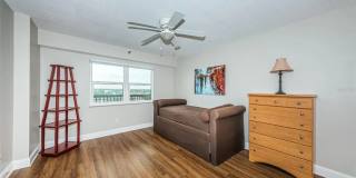 Charming 2BR Condo in Saint Petersburg Gallery 17