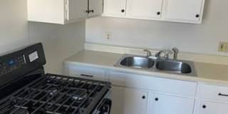 52 Forest St Gallery 1