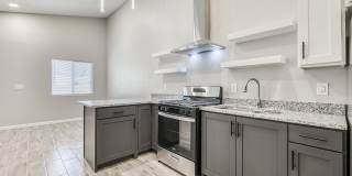 10028 Cross St. Gallery 12