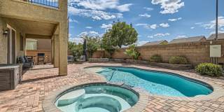 Dont Miss This Gorgeous 4 bed 3 bath plus Loft! Gallery 26