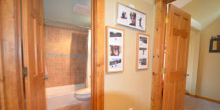 Pets Negotiable!  Walk to town, community hot tub! 2 month lease! Gallery 27