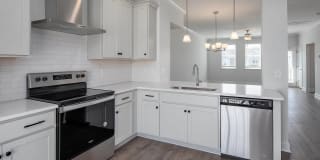 Crest at Burkitt Ridge Apartments and Townhomes Gallery 15