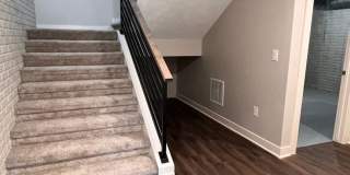 Luxury Living In Midtown - 3bed 2.5bath Townhome Gallery 4