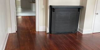 Beautifully  Renovated 2 bed 2 bath Home in Shelby Park! Gallery 15