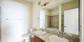 Charming 2BR Condo in Denver Gallery 21