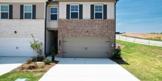 5010 Highwood Dr NE Gallery 1