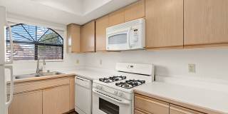 Pavilions Apartments Gallery 25