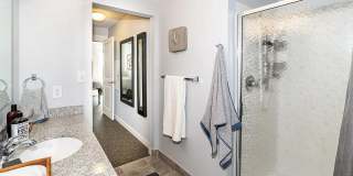 9 on Canal Gallery 42