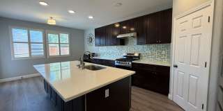 AVAILABLE NOW! LEASE TODAY! 4 Bedroom 3 Bath Elk Grove Home with Bonus Room! Gallery 41